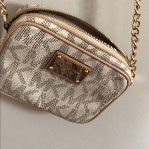 Michael Kors crossbody bag
